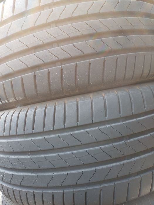 Гуми 225/45/18със245/40/18 Бриджстоун