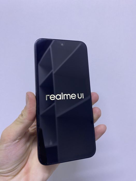 Realme C85.