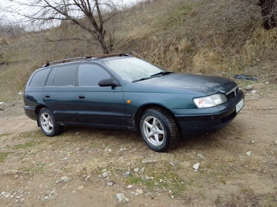 Продам карина е универсал