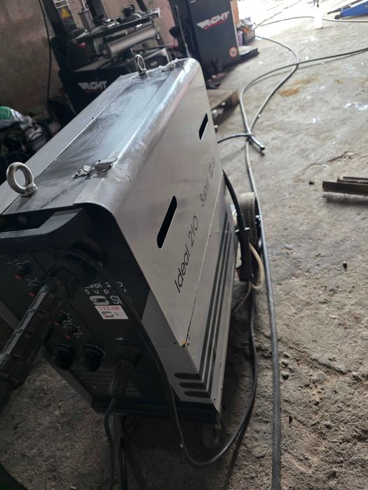 Професионално Телоподаващо.  Заваръчен апарат