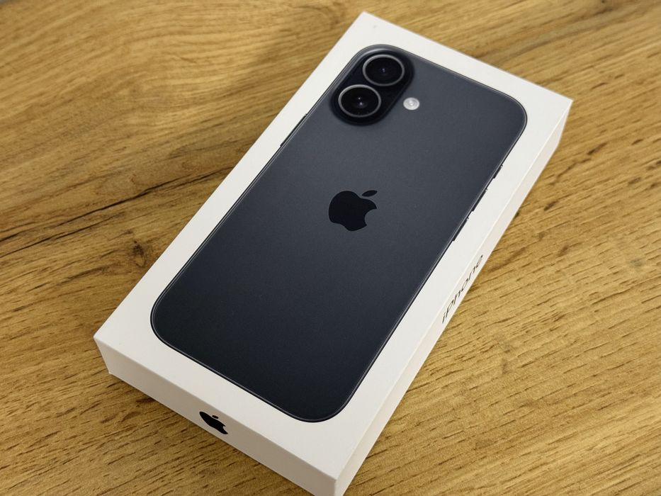 iPhone 17 чисто нов запечатан!!!