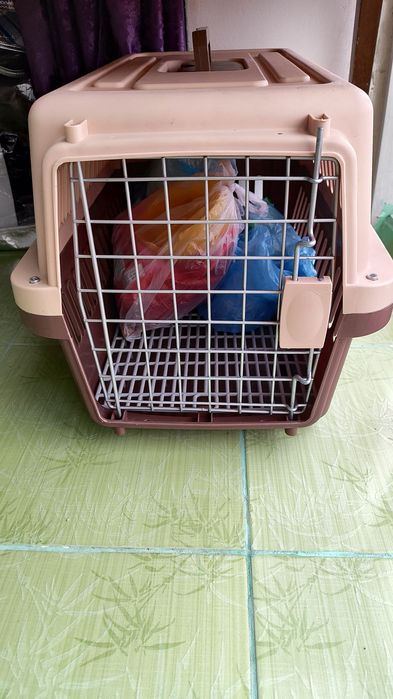 Продается  новая переноска для животныхх