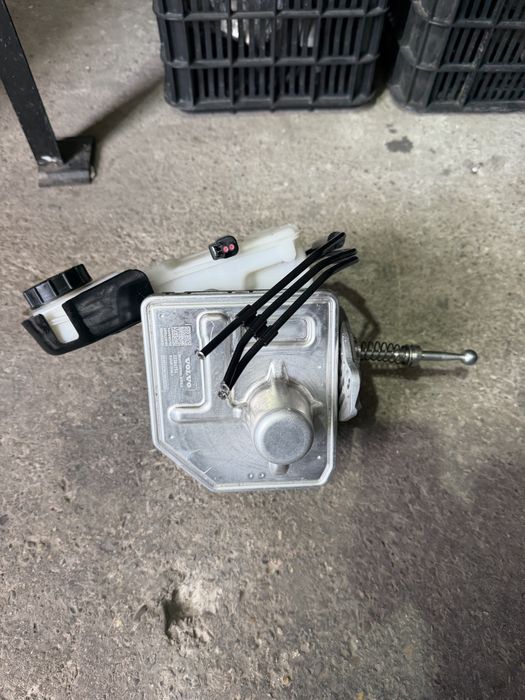 Pompa ABS / Pompa frana Volvo XC40 XC60 XC90 V60 V90 : 32384756 / 32384764