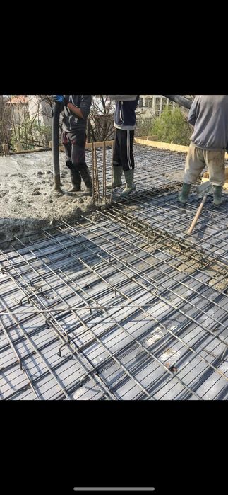 Construcții case la roșu sau cheie