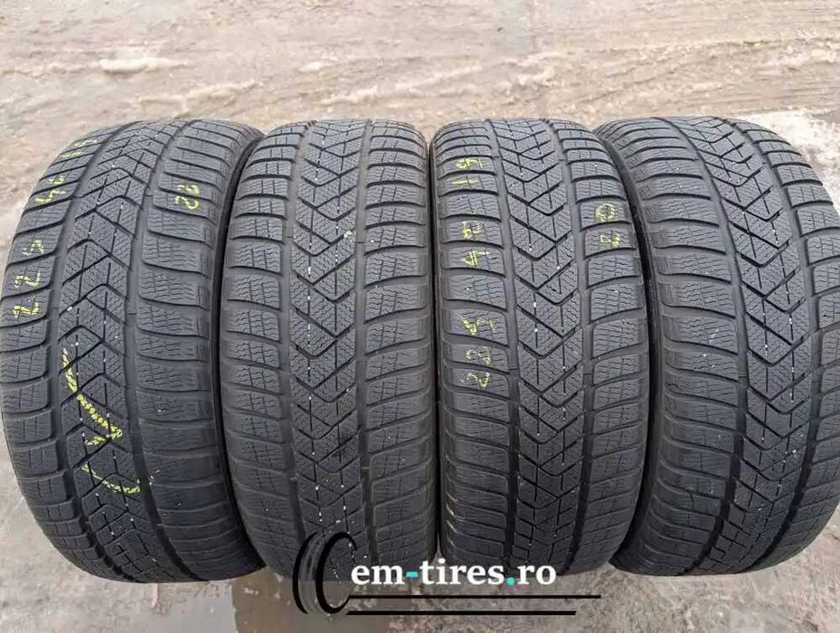 SET 4 Anvelope Iarna 225/40 R19 PIRELLI Sottozero 3 93H