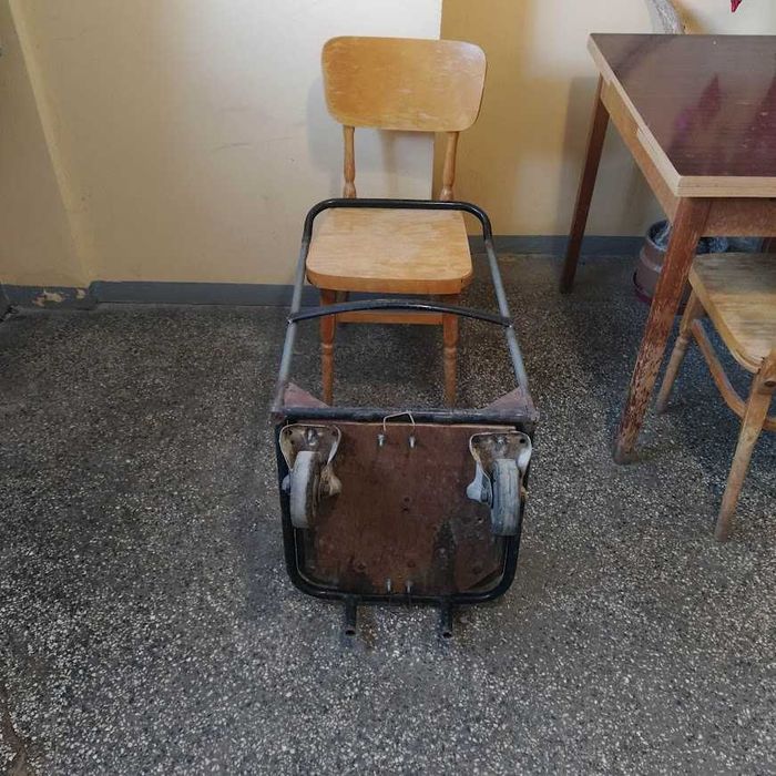 Продавам ламарина 0.8, дървен материал 6, 4.5, 3, 2 см, Г винкел, шина