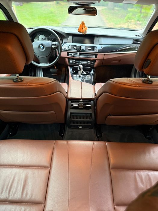 BMW 5 Series 2012 — imagine 4