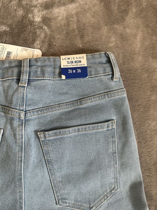 Женские джинсы Slim mom
