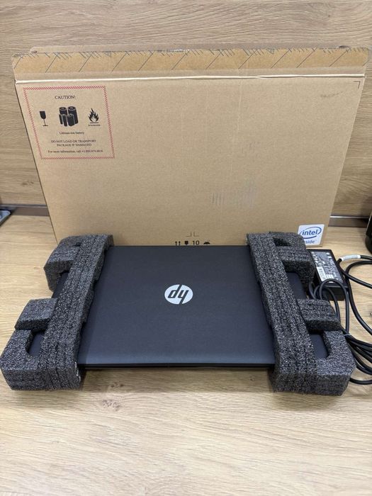 ЛАПТОП HP 250 G3, i3-4005U, 4 GB 1600 MHz, 1 TB + 240 SSD