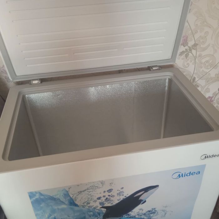 Продам морозильную камеруMidea