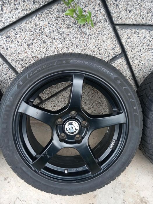 Продавам джанти Sparco  RTT 524 - 7Jx17 - 5x114.3 - с гуми 4 броя.