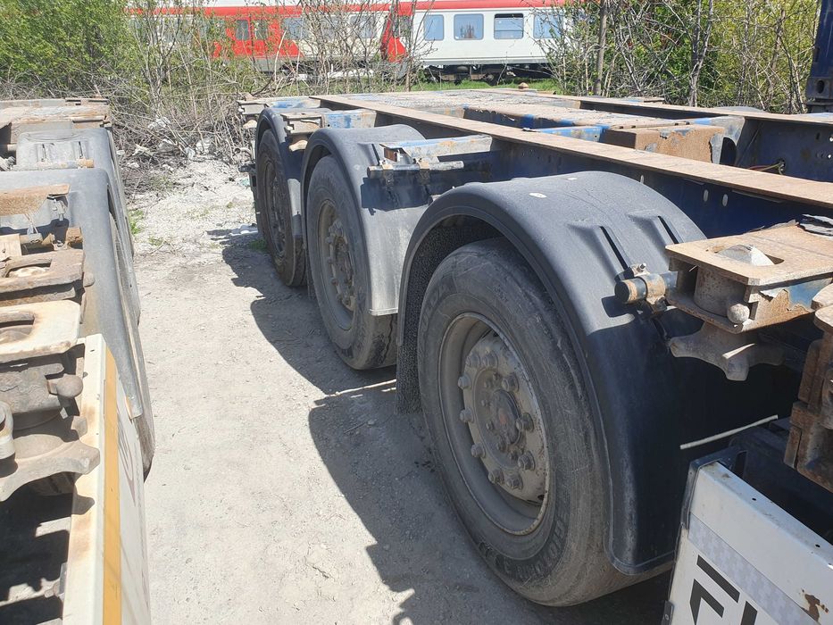 Krone semiremorca container cu Genset