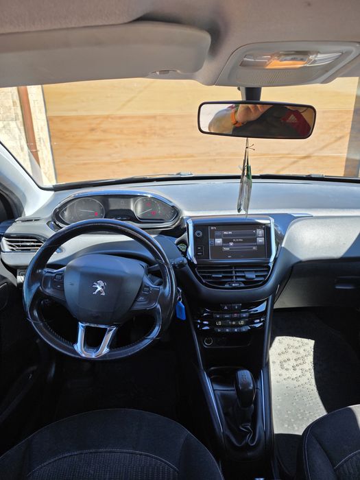 Vând Peugeot 208, 1,6 diesel