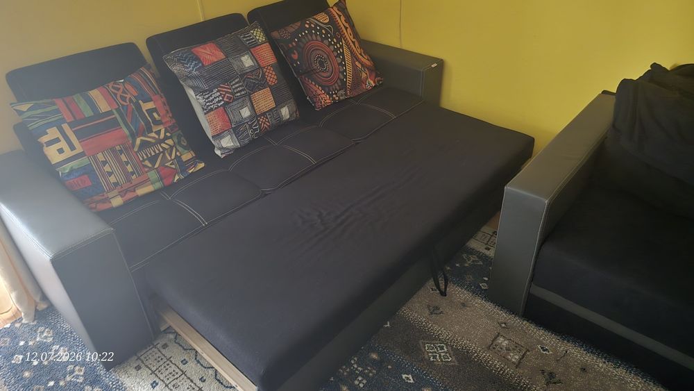 Canapea sufragerie extensibilă