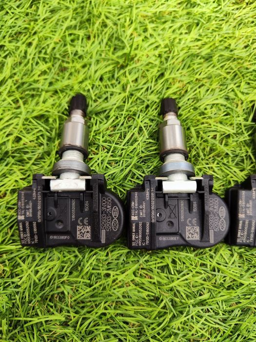 Оригинални датчици Tpms Sensor за налягане в гумите за Kia/Hyundai