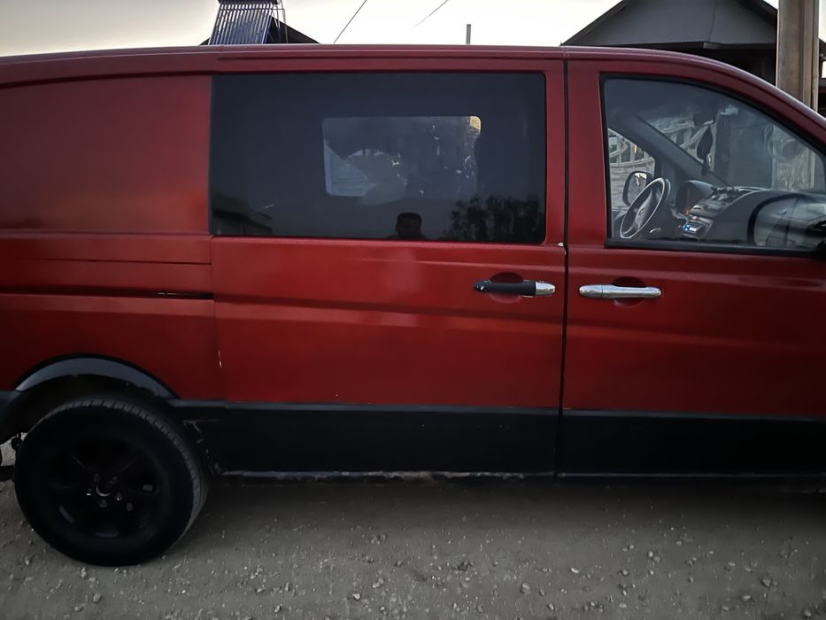 Vând-schimb mercedes vito