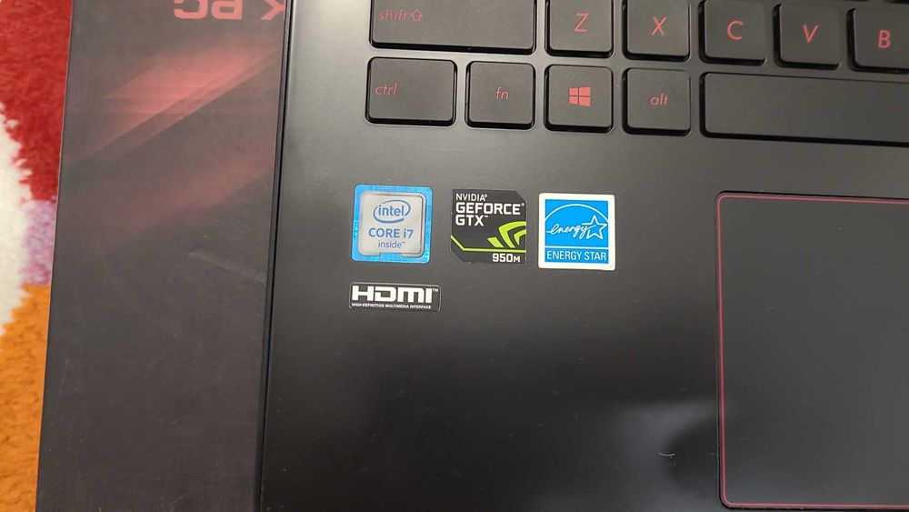 Laptop Gaming ASUS ROG GL552VX , i7-6700HQ , nvidia 950m de 4 gb