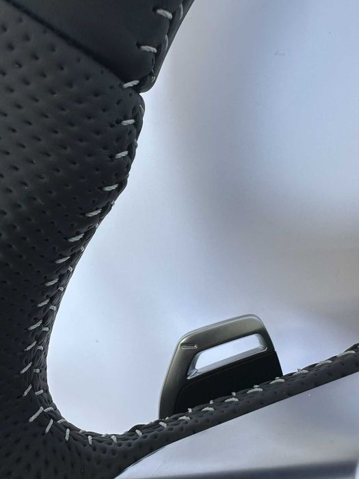 NOU: Volan cu Comenzi Sline Tesit Audi A6 C8 A7 4K A8 Padele S-line