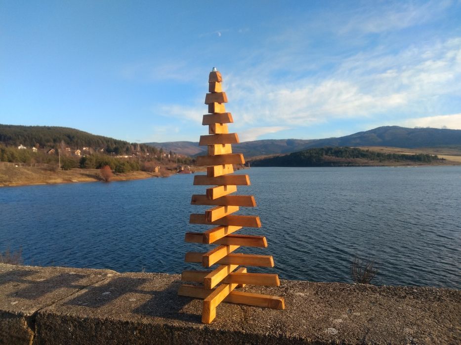 Коледна елха от дърво