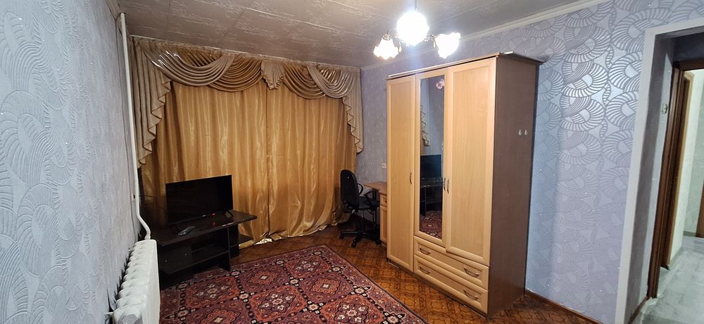 Продается 2-х ком на Бурова 37 /Хозяйка