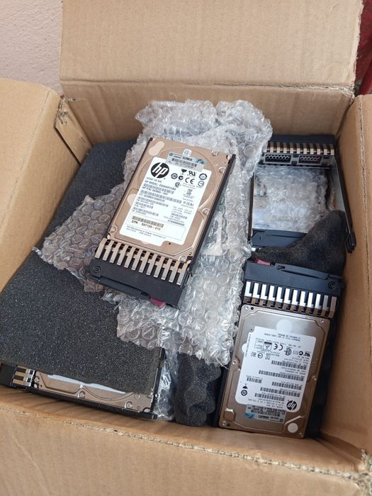 Hard disk 600 Gb server