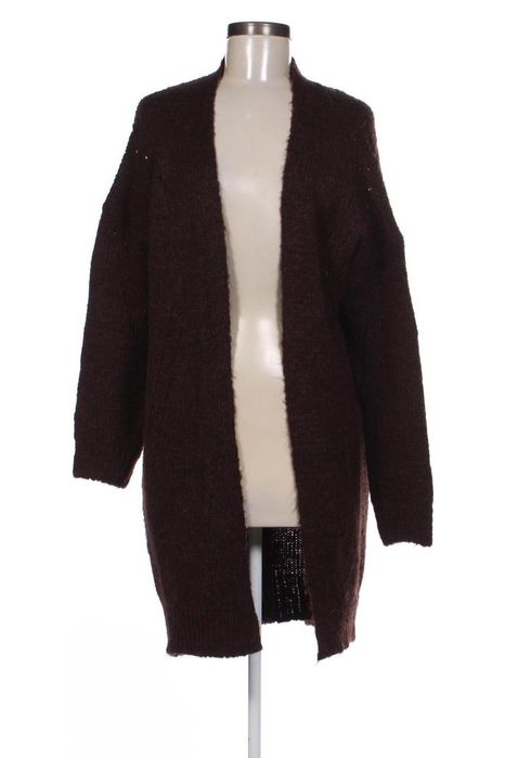 Vand lucruri de dama