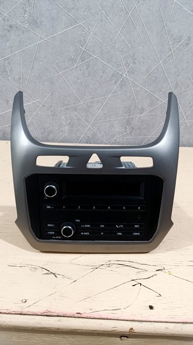 Cobalt zavod magnitofon aux, ramkasi bilan BLUETOOTH YOQ