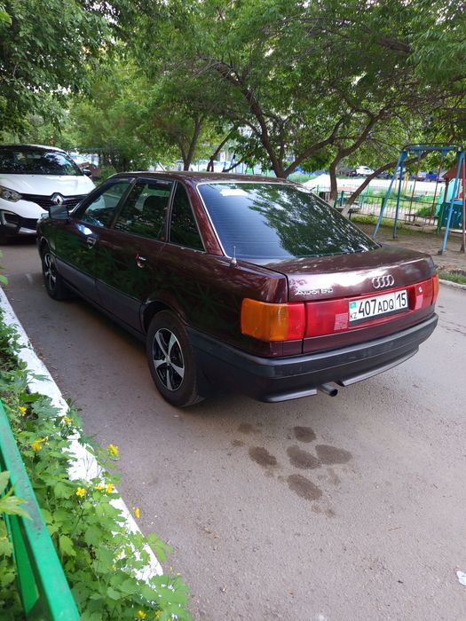 Продам Ауди 80 б3