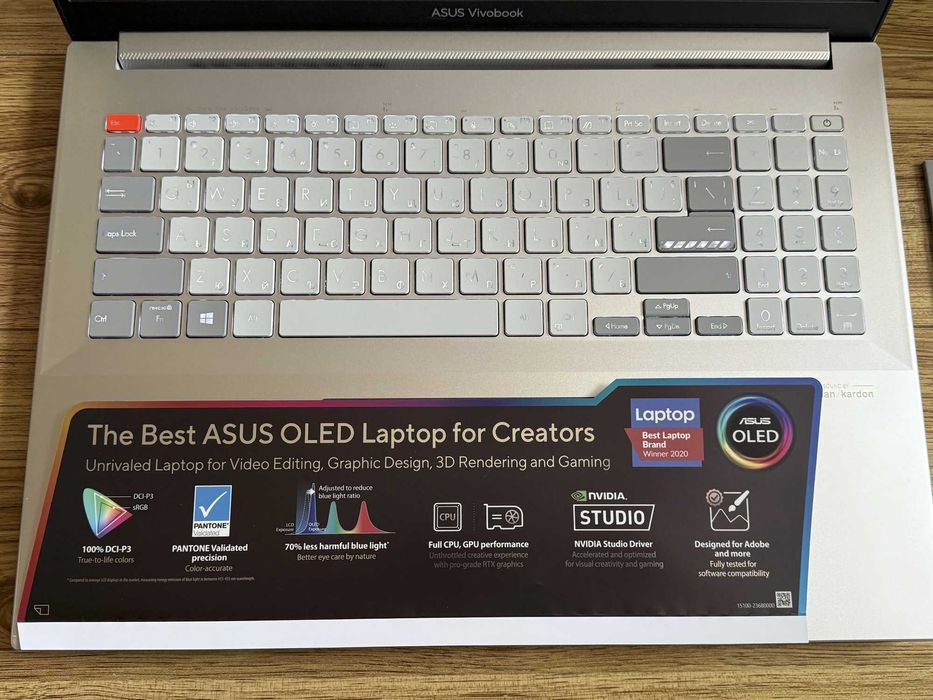 4k OLED Asus Pro 16`Core i7-11370H/RTX 3050/16GB RAM/512GB SSD/550 Nits