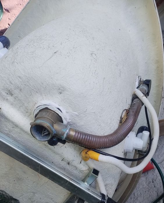 cadā jacuzzi de vinzare