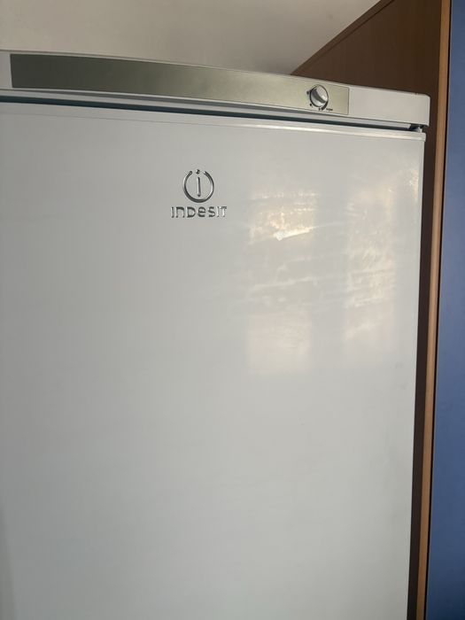 Морозильник б.у. 60000тг