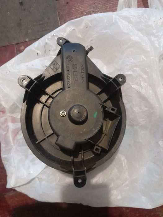 Pedala ambreiaj,aeroterma,pompa servo renault laguna 1