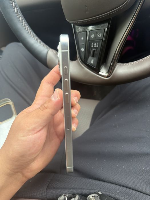Iphone 16 pro max в залоге
