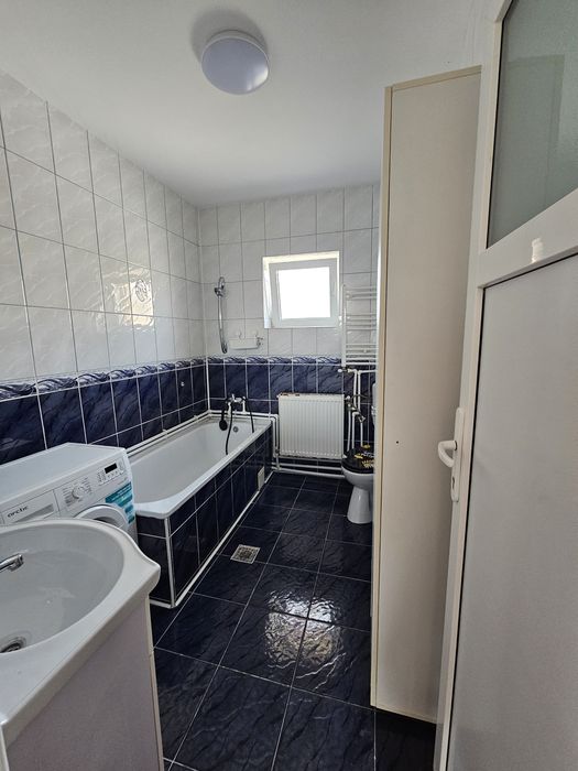 Etaj Vila de Închiriat Băneasa Sisesti zona de Nord, PROPRIE