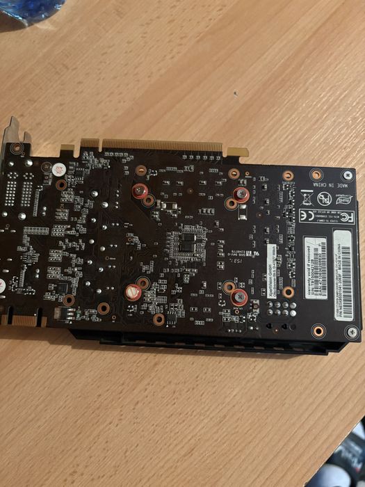 Видеокадта Gtx 950