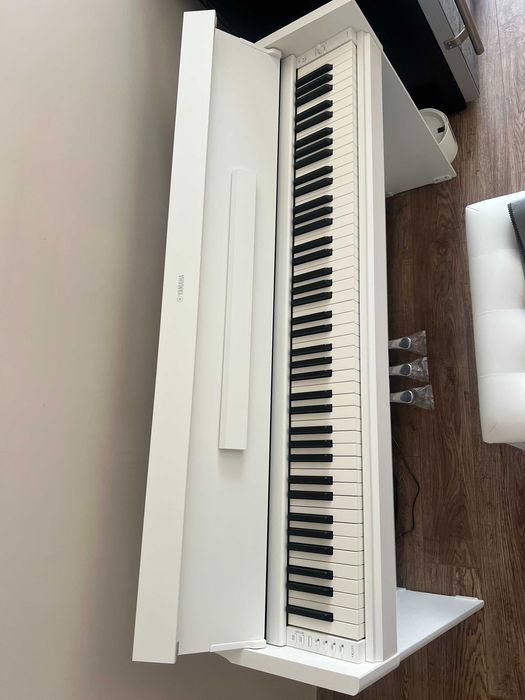 Продавам дигитално пиано Yamaha Arius YDP-S55 – бяло, ново + гаранция