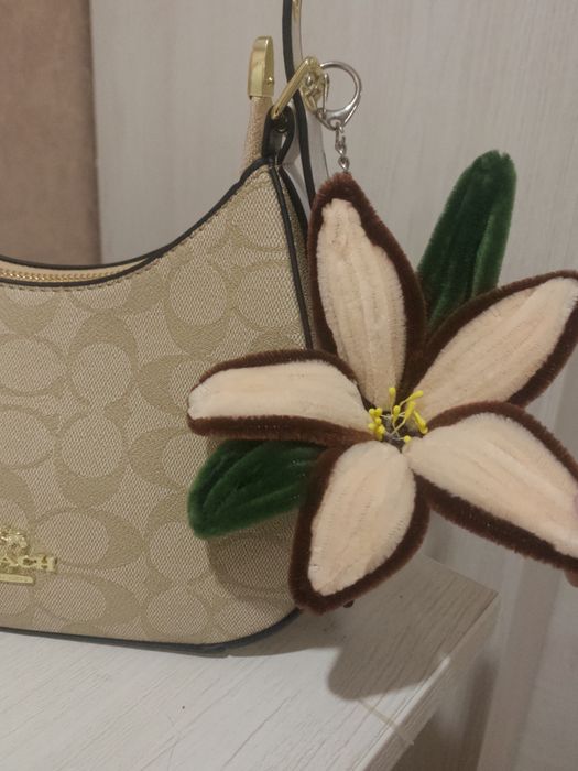 Брелки из синельной проволоки