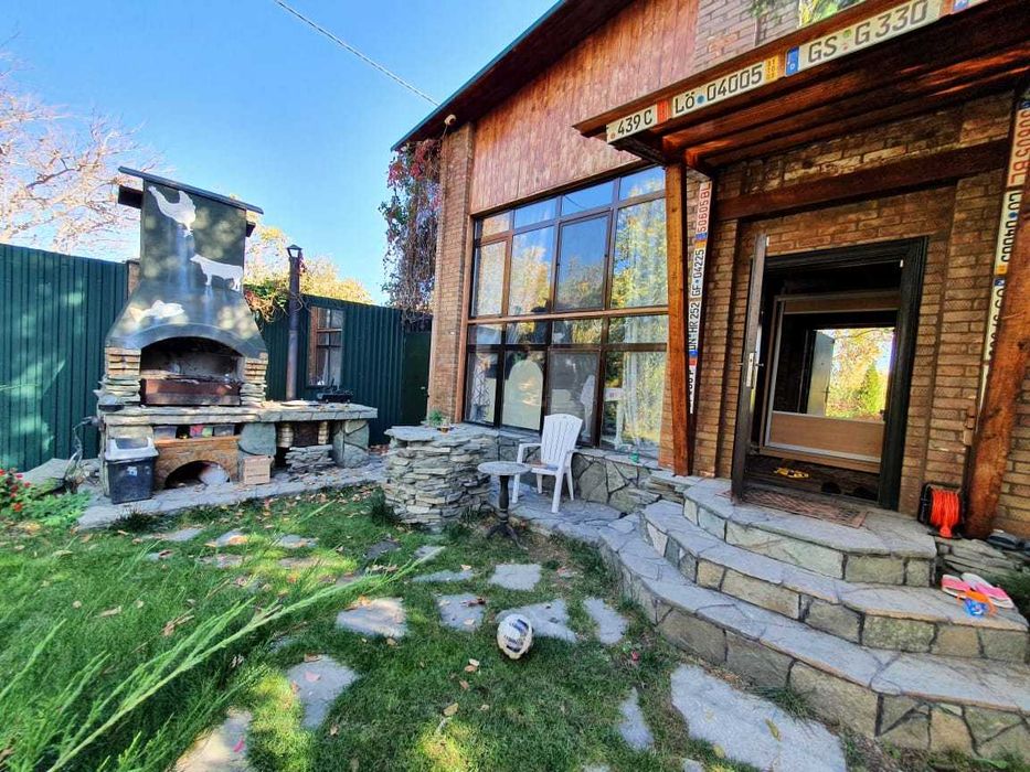 Шикарный дом / дача  в стиле "шале"