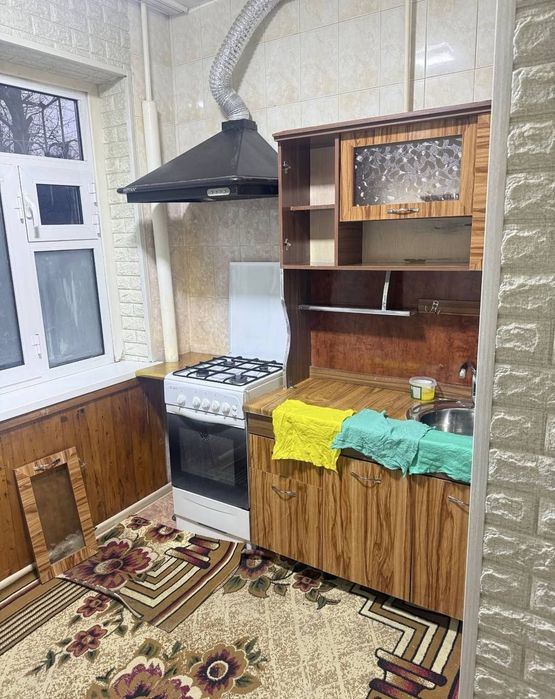 Массив Феруза 1/1/4 Под Офис . Ориентир Глория-Медикал.