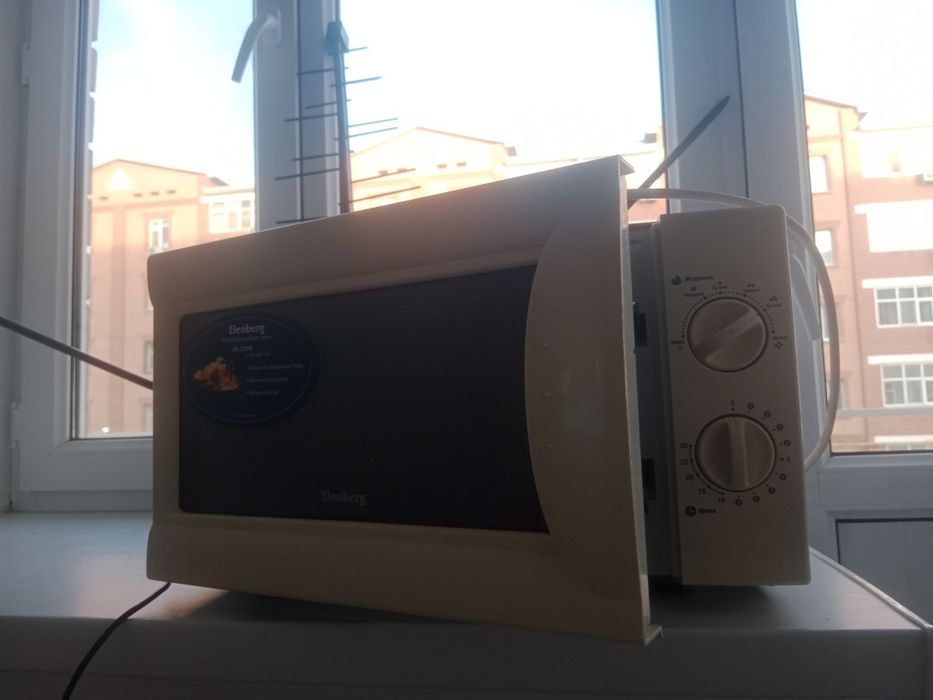 Продам микроволновку б/у
