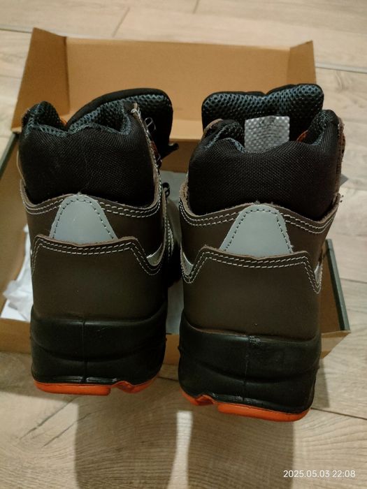 Ботинки защитные кожа