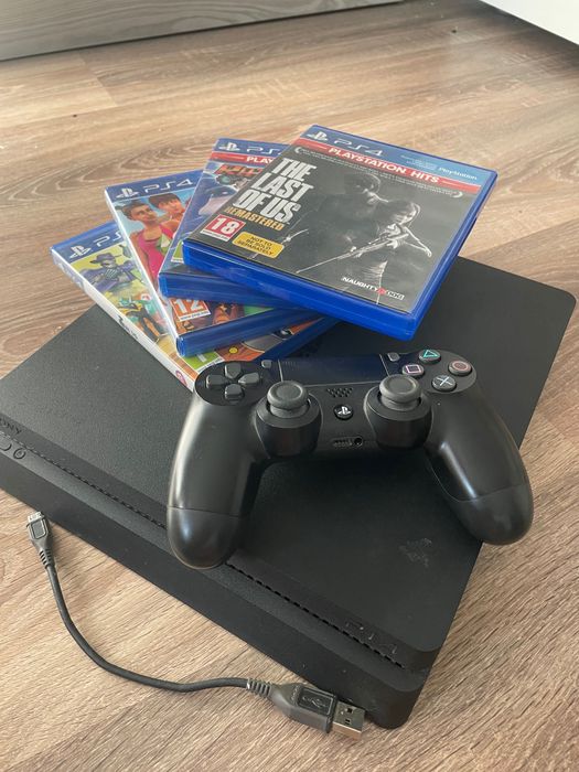 PlayStation4 Slim-1TB