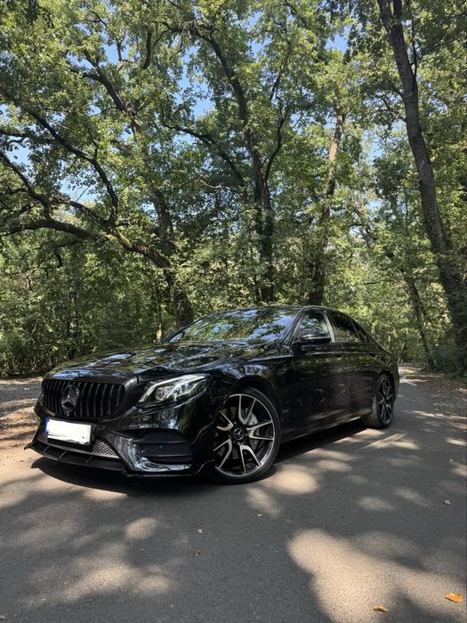 Mercedes E43 AMG