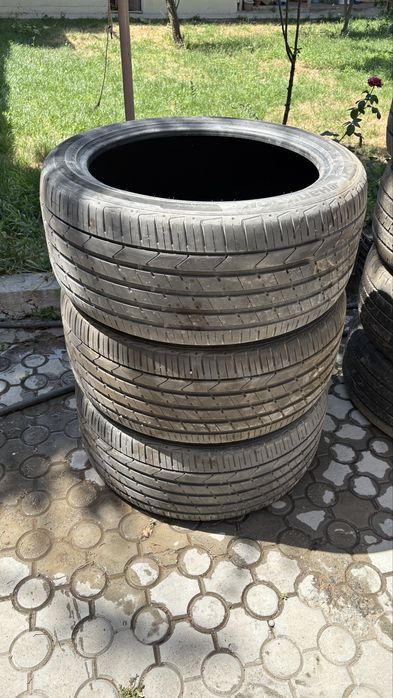 Шины летние 295/40ZR21