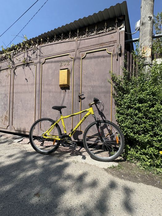 Фирменный спортивный велосипед NOMAD