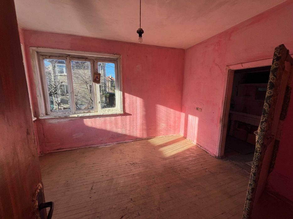 Продава се Къща в Казанлък - 90 кв.м за 1587 €/кв.м - Снимка #5