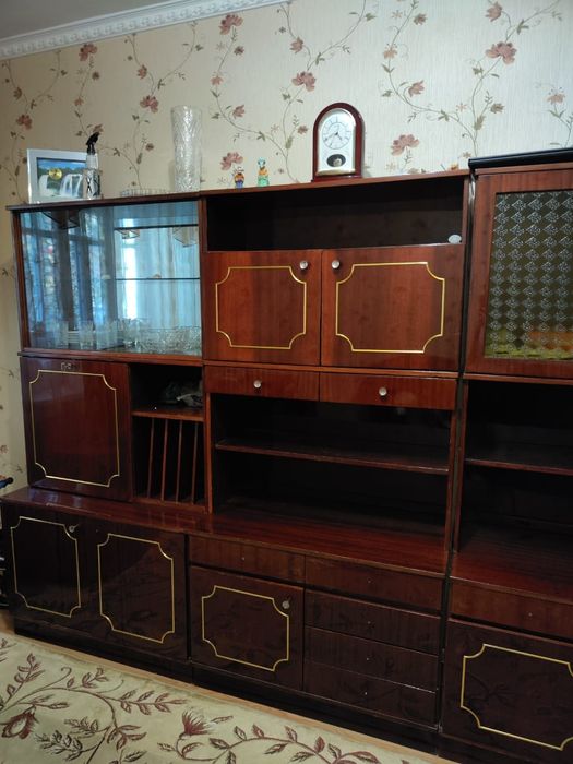 Стенка со шкафом