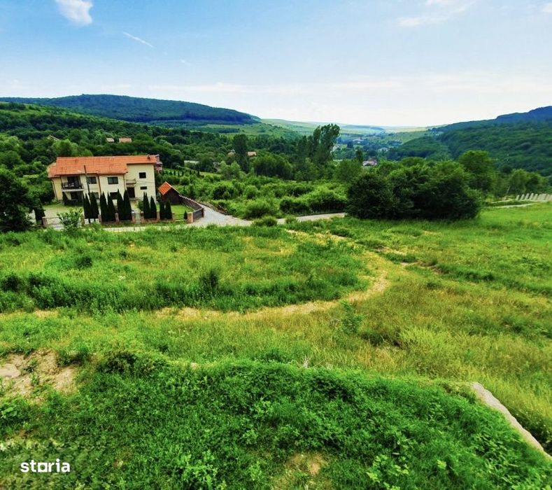 Casa P+M deosebita, 159 mp utili, situata pe Valea Capriorii,  FeleacU