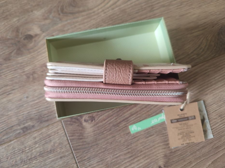 Портмоне  Anekke, ново