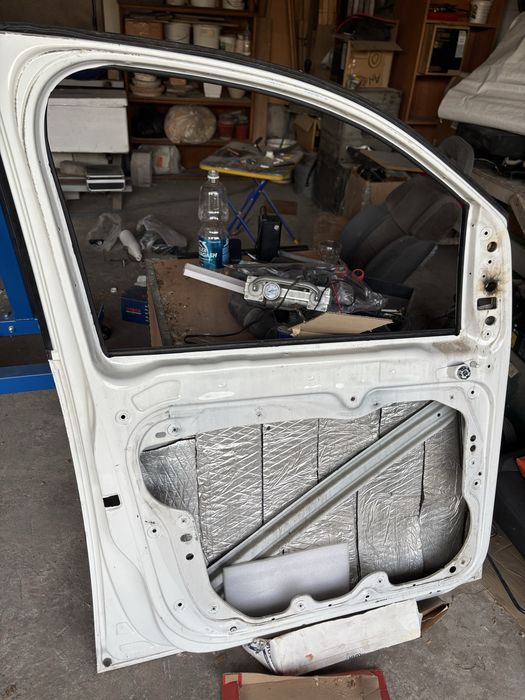 Двери на VW CADDY 3